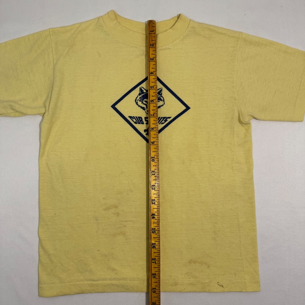 Vintage Cub Scouts Yellow Graphic T-Shirt Kids Medium 10-12 Wolf Logo 50/50 Tee - Picture 8 of 9